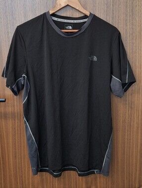 THE NORTH FACE SS Mountain Athletics T-Shirt SZ L